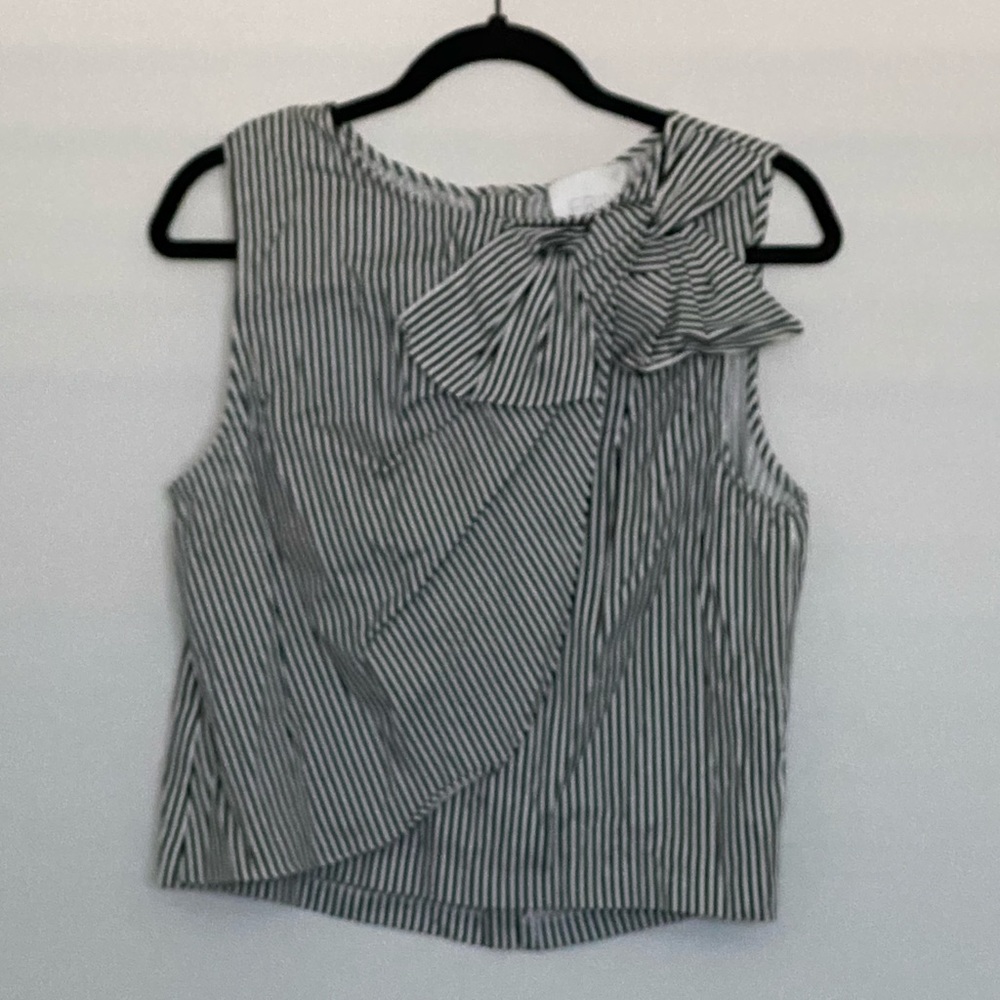 Striped shoulder bow blouse